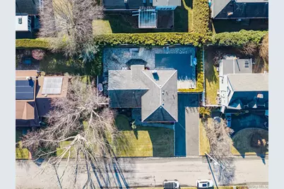 148 Exeter Road, Massapequa, NY 11758 - Photo 8