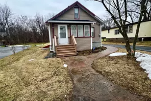 55 Hulse Ave, Middletown, NY 10940 - Photo 2