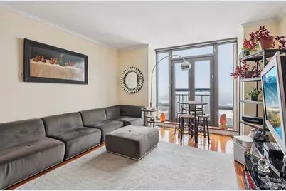 10 City Place #23F, White Plains, NY 10601 - Photo 2