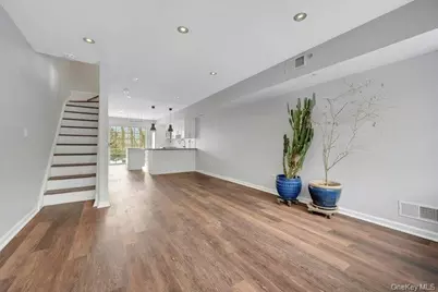 202 Park Ridge Lane, White Plains, NY 10603 - Photo 4