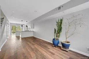 202 Park Ridge Ln, White Plains, NY 10603 - Photo 6