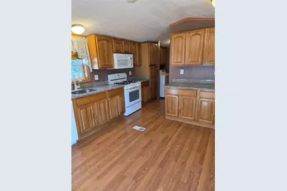 26 Cooper Rd. #313, Poughkeepsie, NY 12603 - Photo 4