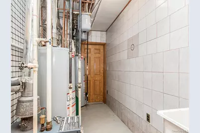 2162 24th Street, Astoria, NY 11105 - Photo 40