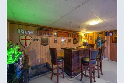 8 Shelley Court, Middle Island, NY 11953 - Photo 20