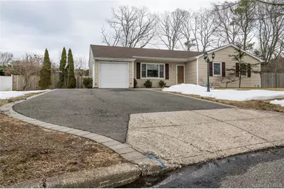 8 Shelley Court, Middle Island, NY 11953 - Photo 1