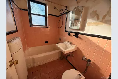 47-22 215th Place #3D, Bayside, NY 11361 - Photo 8