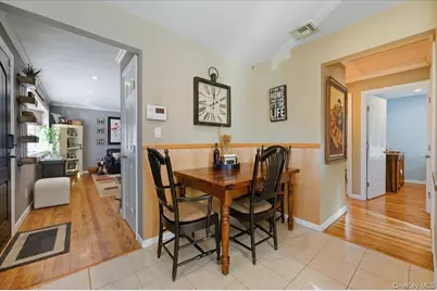 10 Darnley Place, Huntington Station, NY 11746 - Photo 8