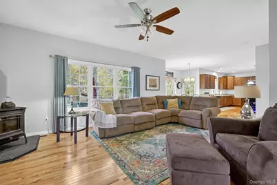 4 Theresa Court, Lagrangeville, NY 12540 - Photo 8