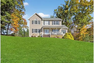 4 Theresa Court, Lagrangeville, NY 12540 - Photo 2