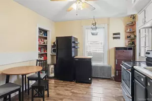 14 Church St, Marlboro, NY 12542 - Photo 8