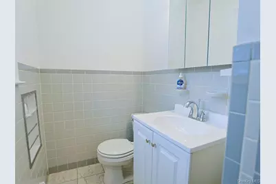 8 Wood Terrace, Newburgh, NY 12550 - Photo 18