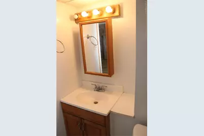 16 Shelley Place, Huntington Station, NY 11746 - Photo 8