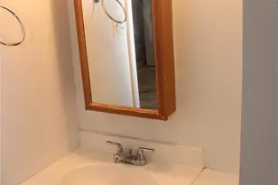 16 Shelley Pl, Huntington Station, NY 11746 - Photo 8