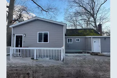 4 Ashton Road, Medford, NY 11763 - Photo 14