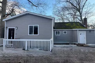 4 Ashton Rd, Medford, NY 11763 - Photo 14