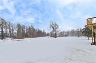 107 Robinson Ln, Wappingers Falls, NY 12590 - Photo 16