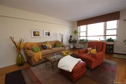 120 E Hartsdale Avenue #6S, Hartsdale, NY 10530 - Photo 6