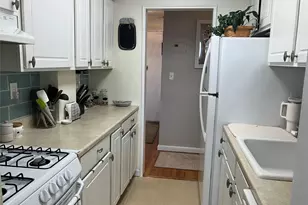 855 E Broadway, Long Beach, NY 11561 - Photo 20