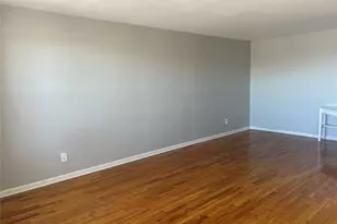 855 E Broadway, Long Beach, NY 11561 - Photo 10