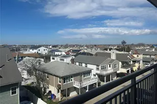 855 E Broadway, Long Beach, NY 11561 - Photo 32