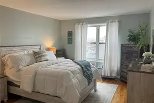 855 E Broadway, Long Beach, NY 11561 - Photo 14