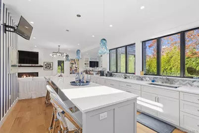 9 Debras Way, Wainscott, NY 11975 - Photo 10