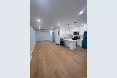 11310 Jamaica Avenue, Richmond Hill, NY 11418 - Photo 2