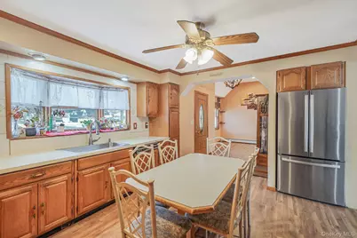 68 Coppersmith Road, Levittown, NY 11756 - Photo 10