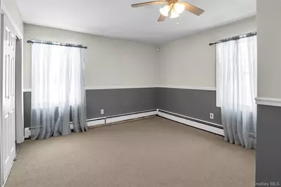 11 Onyx N Dr, Stony Brook, NY 11790 - Photo 16