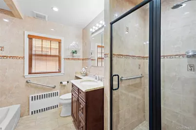 449 Mineola Boulevard, Williston Park, NY 11596 - Photo 16