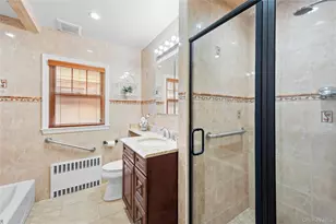 449 Mineola Blvd, Williston Park, NY 11596 - Photo 16