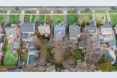 449 Mineola Boulevard, Williston Park, NY 11596 - Photo 4