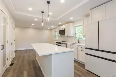 7 Magnolia Lane, Miller Place, NY 11764 - Photo 6