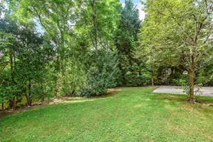 27 Oakland Dr, Port Washington, NY 11050 - Photo 26