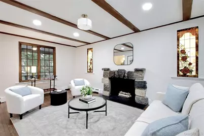27 Oakland Drive, Port Washington, NY 11050 - Photo 4