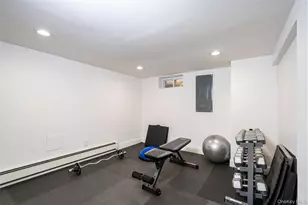 17 Armell St, Huntington Station, NY 11746 - Photo 14