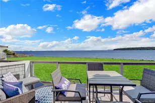 2820 Shipyard Ln, East Marion, NY 11939 - Photo 2