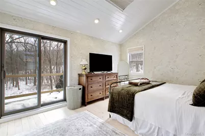 125 Walnut Road, Kings Park, NY 11754 - Photo 16