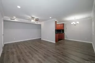 111 College Rd, Selden, NY 11784 - Photo 4