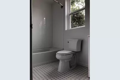 150 Fifth Avenue #1, Pelham, NY 10803 - Photo 10