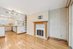 115 Arlington Rd, Ronkonkoma, NY 11779 - Photo 10
