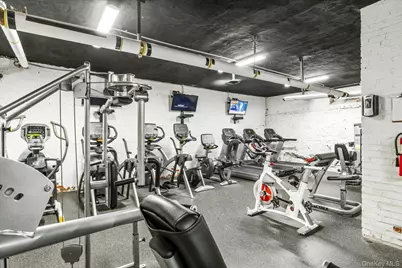 2187 Holland Avenue #4G, Bronx, NY 10462 - Photo 4