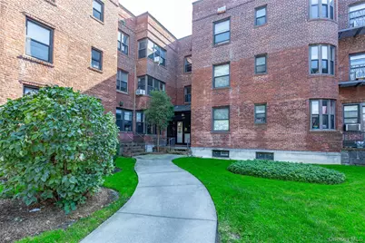 150 S Middle Neck Road #1B, Great Neck, NY 11021 - Photo 1