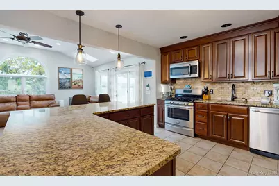 44 Roe Avenue, Cornwall, NY 12520 - Photo 12