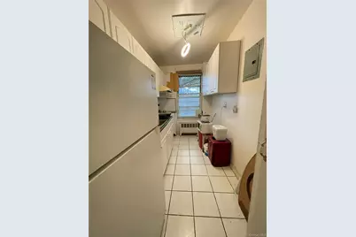 138-33 Jewel Avenue #3Q, Flushing, NY 11367 - Photo 6