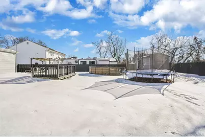 22 Eisenhower Avenue, Brentwood, NY 11717 - Photo 26