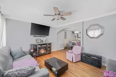 22 Eisenhower Avenue, Brentwood, NY 11717 - Photo 4