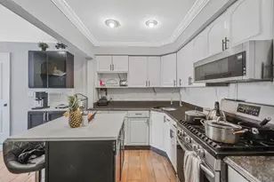 22 Eisenhower Ave, Brentwood, NY 11717 - Photo 10