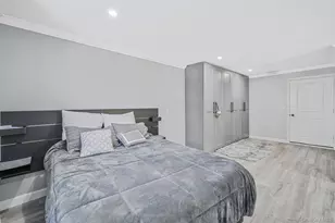 22 Eisenhower Ave, Brentwood, NY 11717 - Photo 20