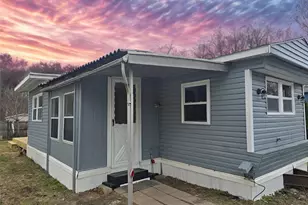 16 Jennifer Ct, Poughkeepsie, NY 12601 - Photo 2